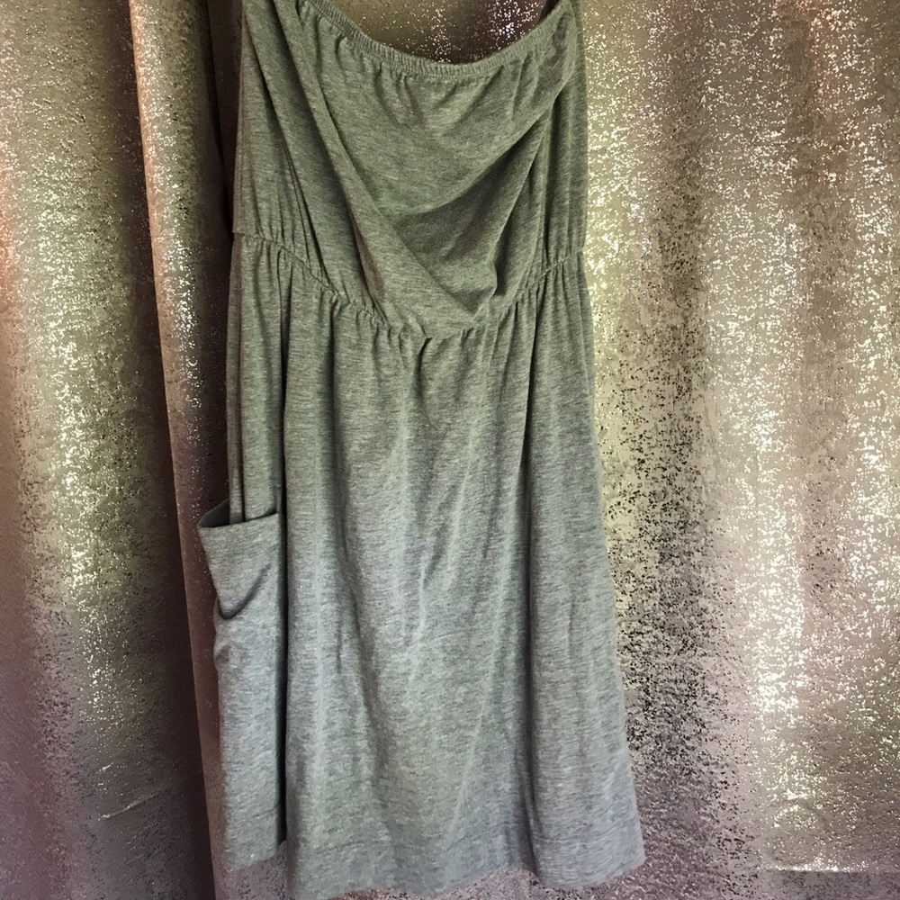 3 FOR $25 DEAL. NWOT Kirra strapless short dress.